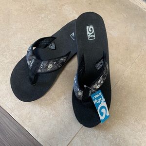 Teva Mush Wedge Flip Flop Sandals